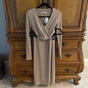 A&F Cropped Top Skirt Set